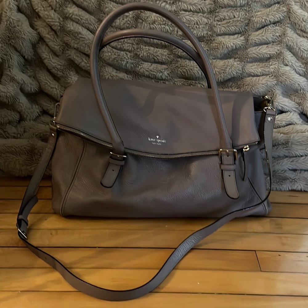 Kate Spade Travel Bag - CLOSING CLOSET